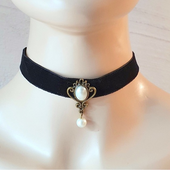 Collar, Gothic, Black, Velvet, Burlesque shocker necklace - Picture 1 of 2